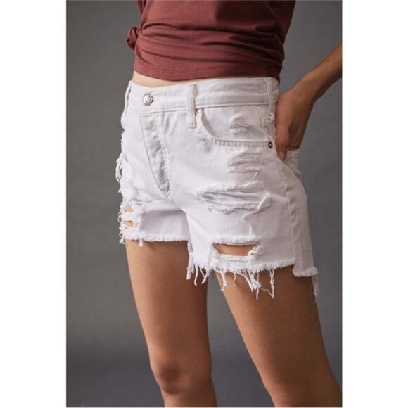 NWT Free People Maggie Mid-Rise Distressed Shorts Optic White Size 25 - Picture 3 of 10